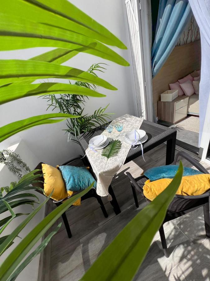 Malibu Park Apartments Sol 아데제 외부 사진