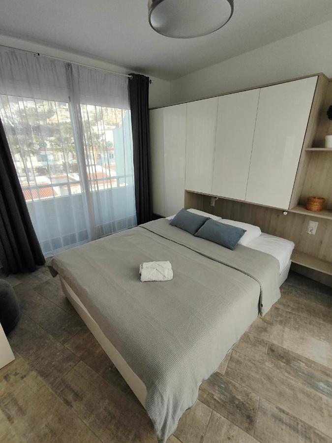 Malibu Park Apartments Sol 아데제 외부 사진