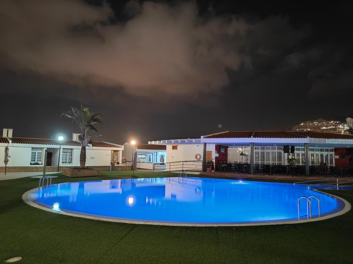 Malibu Park Apartments Sol 아데제 외부 사진